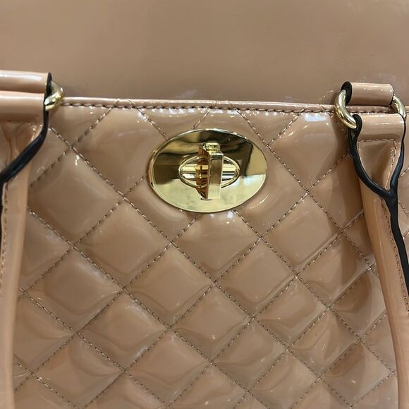 Apt 9 Tan Rose Gold Quilted Handbag Faux Leather Gold Turnlock Purse - Picture 2 of 9
